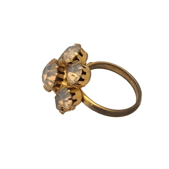 Mysterious Opal Rhinestones Cocktail Ring Lovely Design Vintage Costume Jewelry - Picture 3 of 7